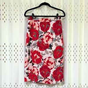 💐 CUPCAKES & CASHMERE Floral Midi Skirt 💐